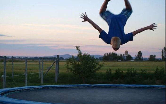 trampoline extérieur