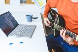 apprendre la guitare