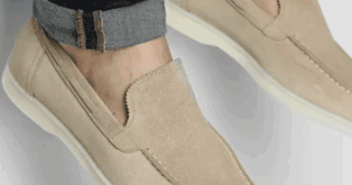 mocassins